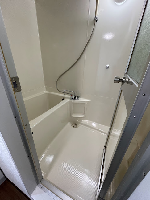 清田区マンション　フルセット塗装(天井＋壁＋浴槽＋床)